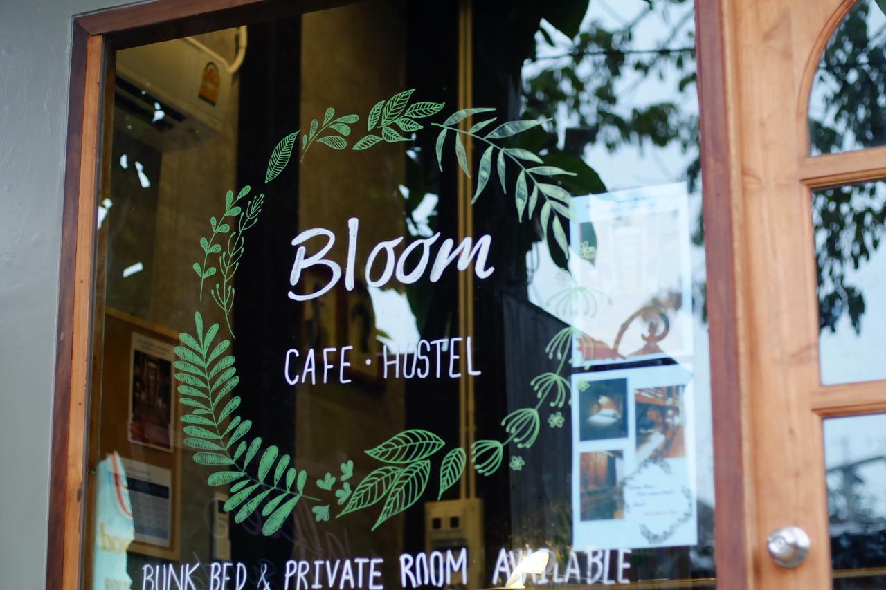 Bloom Cafe & Hostel Koh Lipe Exterior photo